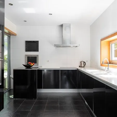 Portugal Active Habito's Villa Chafe