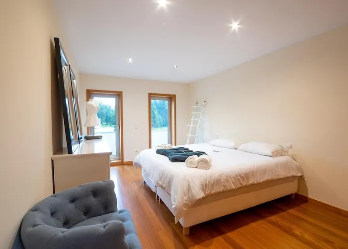 Portugal Active Habito's Villa Chafe